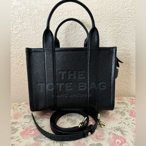 Marc Jacob’s THE LEATHER SMALL TOTE BAG
